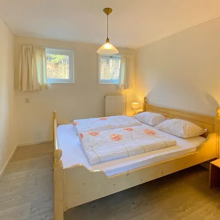 Near Beach, Cleaning Included Feriehus *